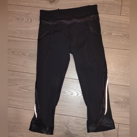 LULULEMON black run inspire cropped leggings - Picture 1 of 6